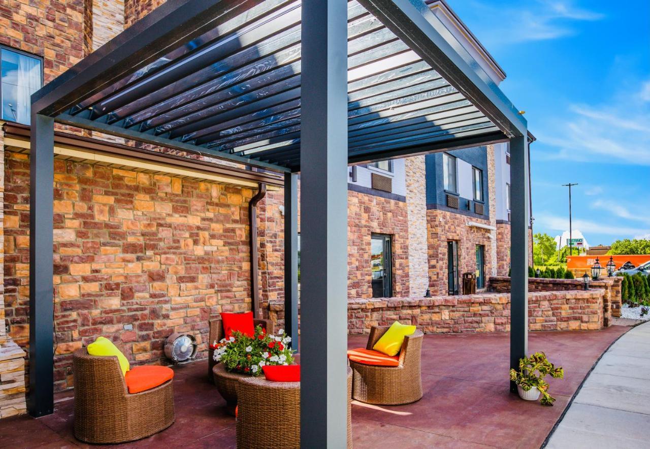 The Leo Collection Detroit, Ascend Hotel Collection Lincoln Park Exterior foto